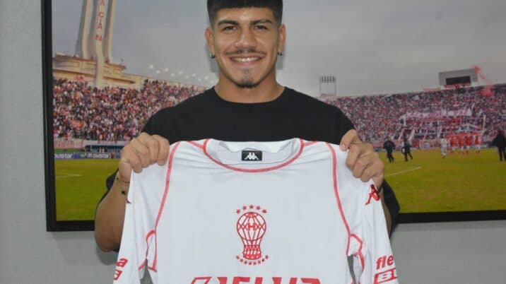 Ignacio Campo y Facundo Kalinger firmaron sus primeros contratos